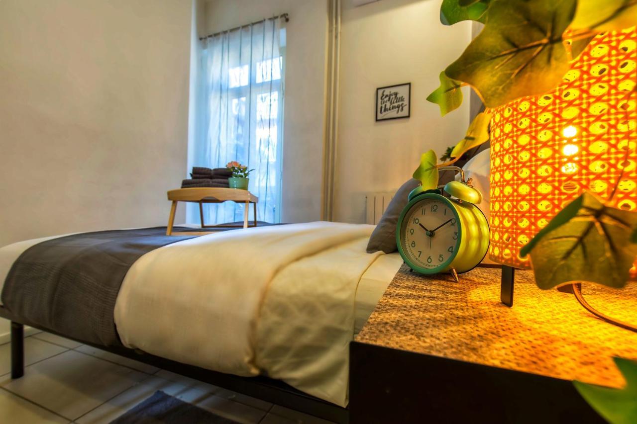Central & Comfy Flat In The Beating Heart Of Турин Экстерьер фото