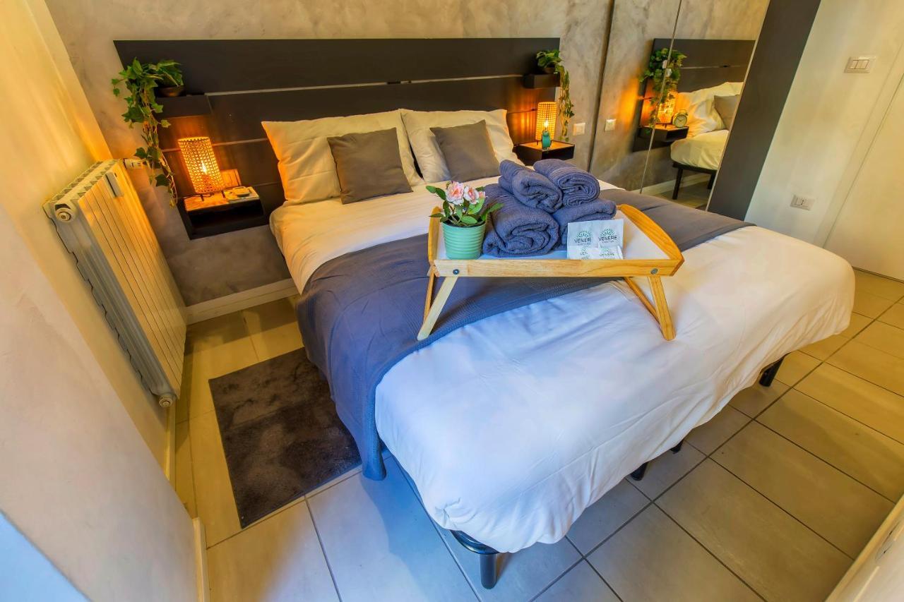 Central & Comfy Flat In The Beating Heart Of Турин Экстерьер фото